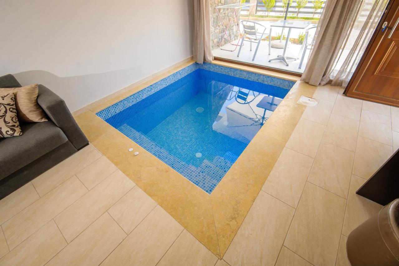 Stone Suites Pefkochori Luaran gambar